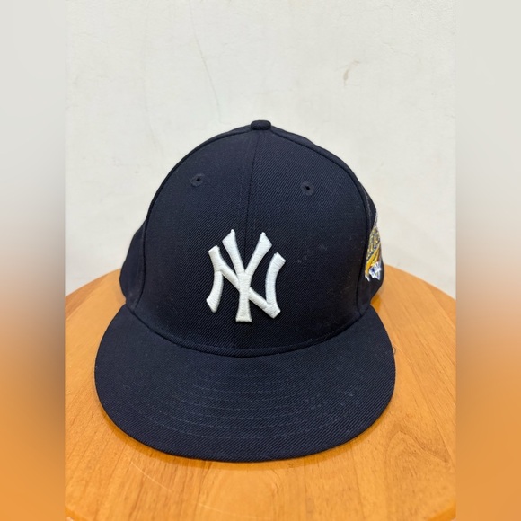 New Era New York Yankees 59Fifty 1996 World Series Wool Size 7 3/4 Fitted Hat - Picture 2 of 7